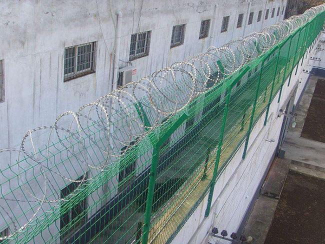 刀刺網(wǎng)案例